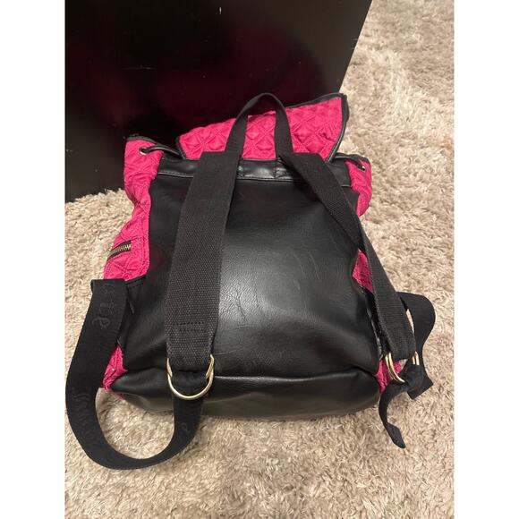 Juicy Couture pink quilted backpack! - Picture 3 of 4